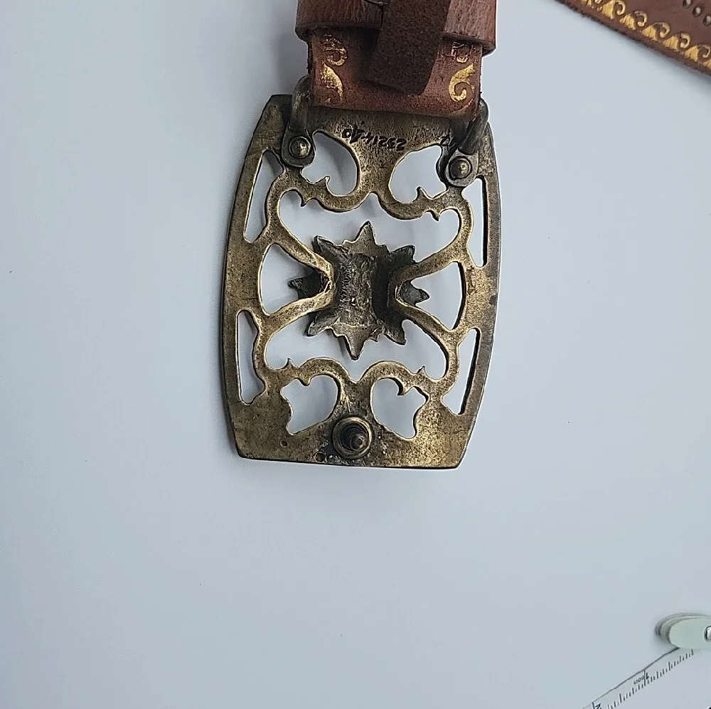 Vintage Brown Leather Western Belt with Ornate Gold-Tone Buckle
